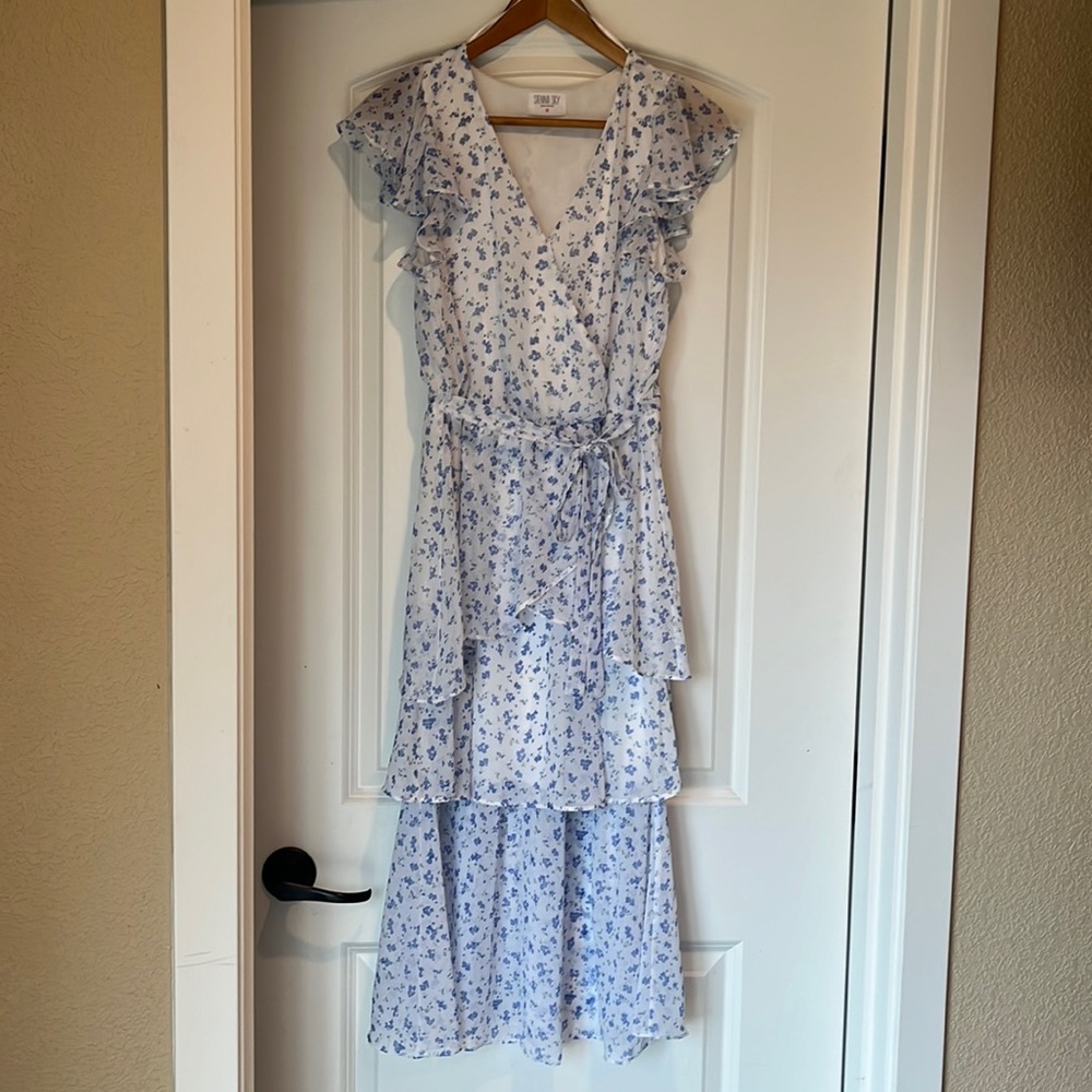 Romantic flowered dress